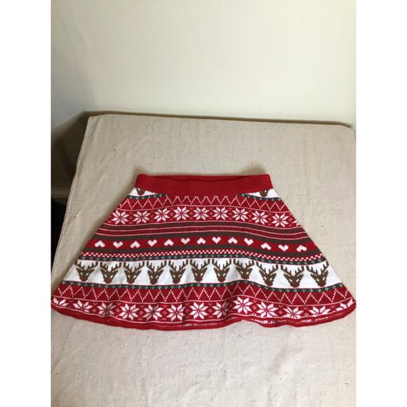 Born Famous Women Christmas Holiday Snowflake/Reindeer Sweater Mini Skirt Sz.Med - Picture 3 of 10